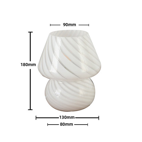 Lámpara de cristal espiral blanca para una habitación con estética cuidada